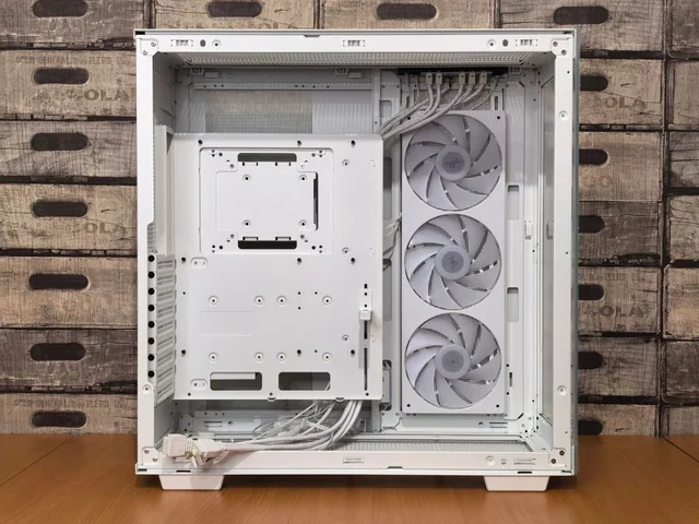 Computer Cases & Accessories