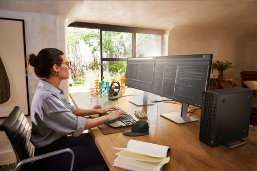 HP EliteDesk 8 SFF G1i AI Wolf Pro Security Edition Intel Core Ultra 7 265 16 GB DDR5-SDRAM 512 GB SSD Windows 11 Pro PC AI PC Zwart