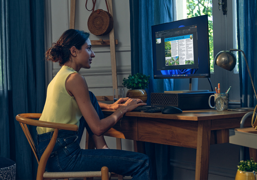 HP ProDesk 4 SFF G1i AI Intel Core Ultra 7 265 16 GB DDR5-SDRAM 512 GB SSD Windows 11 Pro PC AI PC Zwart
