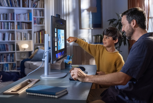 HP EliteStudio 8 G1i AI Wolf Pro Security Edition Intel Core Ultra 5 235 68,6 cm (27") 2560 x 1440 Pixels Alles-in-één-pc 16 GB DDR5-SDRAM 512 GB SSD Windows 11 Pro Wi-Fi 7 (802.11be) AI PC Zilver