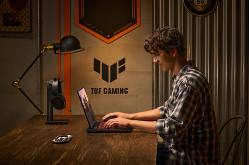 ASUS TUF Gaming A16 FA608UP-TU148W AMD Ryzen™ 7 260 Laptop 40,6 cm (16") WUXGA 16 GB DDR5-SDRAM 1 TB SSD NVIDIA GeForce RTX 5070 Wi-Fi 6E (802.11ax) Windows 11 Home Zwart, Grijs AZERTY Belgisch