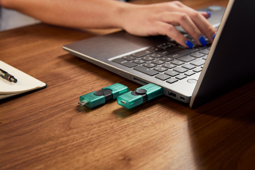 Kingston Technology DataTraveler 128GB USB-A + USB-C 3.2 Gen 1 DuoG2