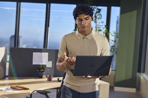HP EliteBook X G2i 14 Next Gen AI PC Copilot+ PC Intel Core Ultra 7 356H Laptop 35,6 cm (14") WUXGA 32 GB LPDDR5x-SDRAM 1 TB SSD Wi-Fi 7 (802.11be) Windows 11 Pro Blauw QWERTY