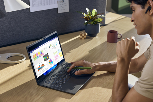 HP EliteBook X G2i 14 Next Gen AI PC Copilot+ PC Intel Core Ultra 7 356H Laptop 35,6 cm (14") WUXGA 32 GB LPDDR5x-SDRAM 1 TB SSD Wi-Fi 7 (802.11be) Windows 11 Pro Blauw QWERTY