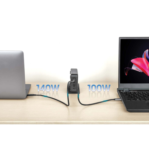 Manhattan GaN USB Power Delivery laadstation met 4 poorten, 240 W / PD 3.1, 4 USB-C PD-poorten tot 140 W per poort, totaal vermogen 240 W, zwart