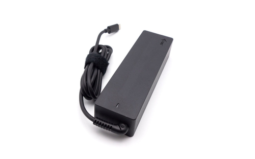 i-tec Metal SB-C Ergonomic 4K 3x Display Docking Station with Power Delivery 85 W + Universal Charger 100 W