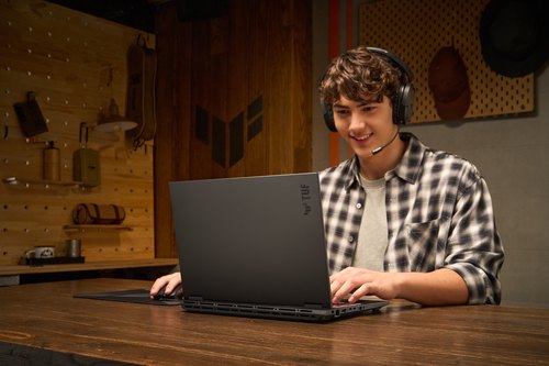 ASUS TUF Gaming A16 FA608UP-RV017W AMD Ryzen™ 7 260 Laptop 40,6 cm (16") Full HD+ 16 GB DDR5-SDRAM 1 TB SSD NVIDIA GeForce RTX 5070 Wi-Fi 6E (802.11ax) Windows 11 Home Zwart, Grijs AZERTY Belgisch