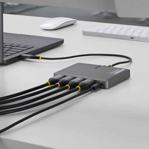 StarTech.com USB-C naar Quad-Monitor Adapter, 4K 60Hz HDMI, 140W PD Passthrough voor Laptop Opladen, USB Poort voor Wireless Toetsenbord / Muis, TAA