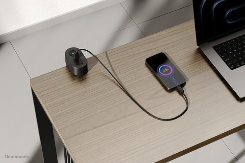 Neomounts DS22-840BL6 Bureaucontactdoos met klem en USB-C en USB-A poorten - Quick-charge
