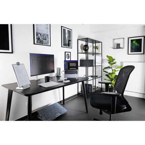 Kensington SmartFit Easy Riser Go verstelbare ergonomische laptopverhoger met koelfunctie tot 14” laptops