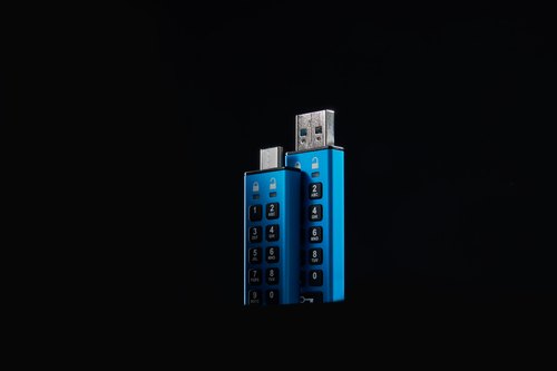Kingston Technology IronKey 256GB Keypad 200, FIPS 140-3 Lvl 3 AES-256 versleuteld