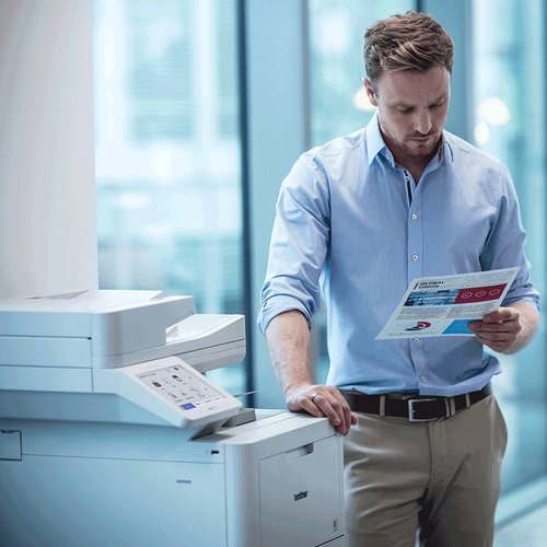 Brother MFC-L9670CDN multifunctionele printer Laser A4 2400 x 600 DPI 40 ppm