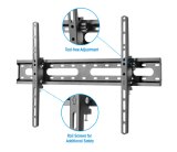 Manhattan Wandbeugel voor TV’s en monitoren (Kantelbaar), voor schermen 37"–65", VESA-compatibiliteit: van 200x200 tot 600x400 mm (controleer de afmetingen van de vier montagegaten aan de achterzijde), max 45 kg, zwart
