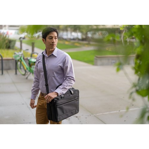 Kensington Contour 2.0 EQ Business Laptop Briefcase — 15.6"