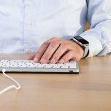 R-Go Tools Ergonomisch toetsenbord R-Go Compact Break, compact toetsenbord met pauzesoftware, QWERTY (US), bedraad, wit