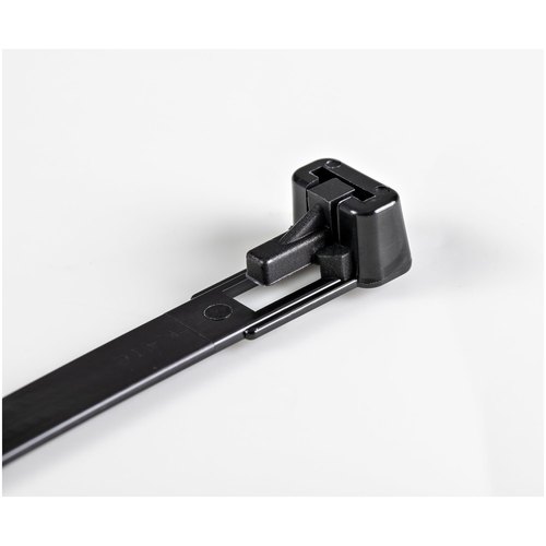 StarTech.com 15 cm Zwarte Herbruikbare Kabelbinders 7 mm Breed, 35 mm Bundeldiameter, 22 kg Treksterkte Hersluitbare Nylon Snelbinders voor Binnen/Buiten, 94V-2/UL Listed, 100 stuks