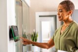 HP Poly TC10 zwarte wandbevestiging