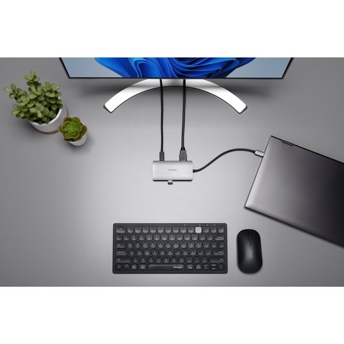 Kensington UH1400P USB-C 8-in-1 Driverless Mobile Dock