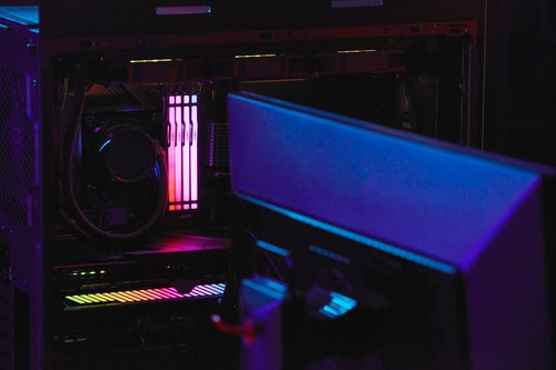 Kingston Technology FURY Beast 32GB 6000MT/s DDR5 CL36 DIMM (Kit van 2) RGB EXPO