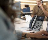 HP Poly Edge E300 IP-telefoon met PoE-ondersteuning