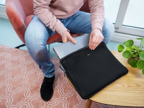 Trust Primo | Laptop Sleeve | 15.6 inch | Zwart