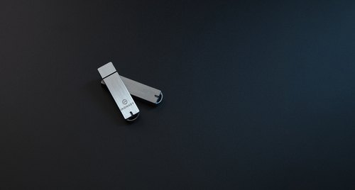 Kingston Technology IronKey 64GB Basic S1000 versleutelde USB 3.0 FIPS 140-2 niveau 3
