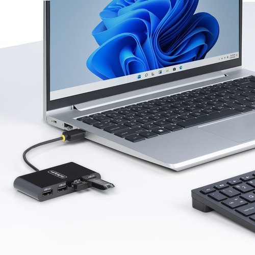 StarTech.com 4-Port USB 2.0 Hub, USB Bus Powered, Compacte Travel USB Hub, USB 2.0 Splitter, Multi-Port Draagbare Mini USB Hub, 480Mbps, Overspanningsbeveiliging (OCP)
